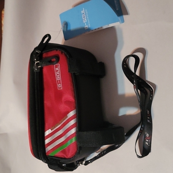 B-Soul Biking Phone and Accessories  Holder NWT - Picture 1 of 10
